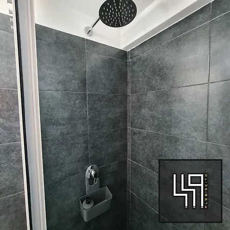 Apartment 449 Plebiscito